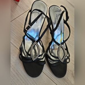 Size 6.5M Women's Naturalizer Black Rhinestone Strappy Heels